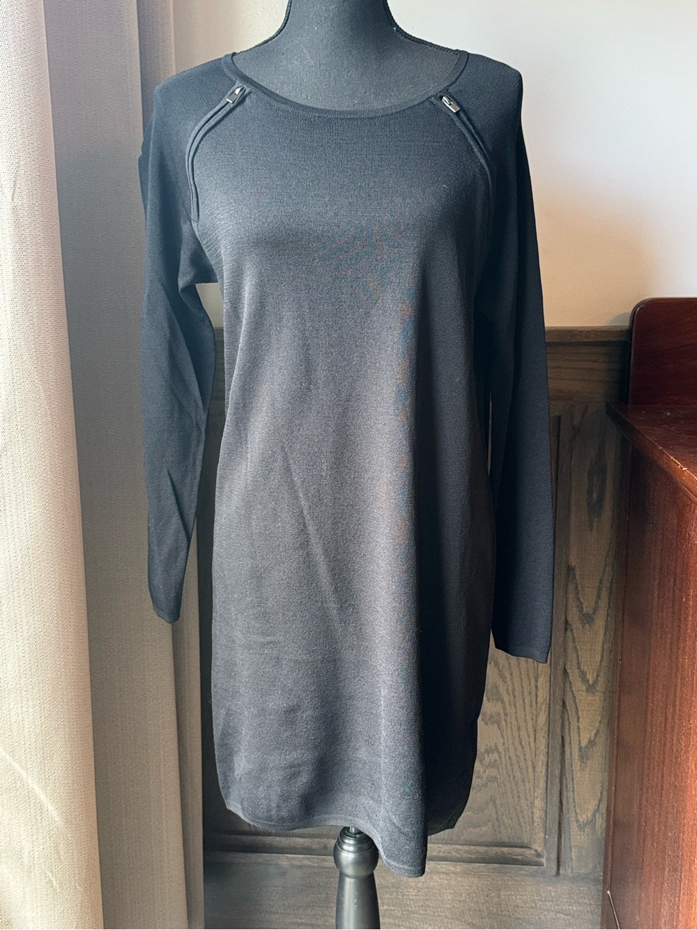 Banana Republic Classic Black Long-Sleeve Knit Dress medium
